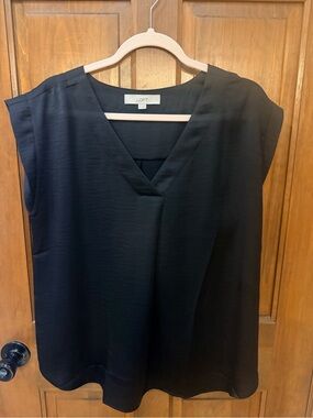 LOFT Black V-Neck Cap Sleeve Blouse